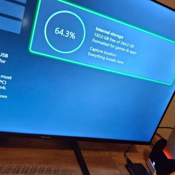 Xbox Series S, Charging/Cooling Station, Controller, 1.8TB USB Drive - Picture 6 of 7